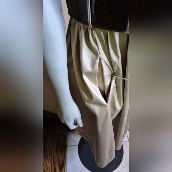 Jessica Howard Beige And Blue Dress, Croc-Embossed Belt - Picture 8 of 13